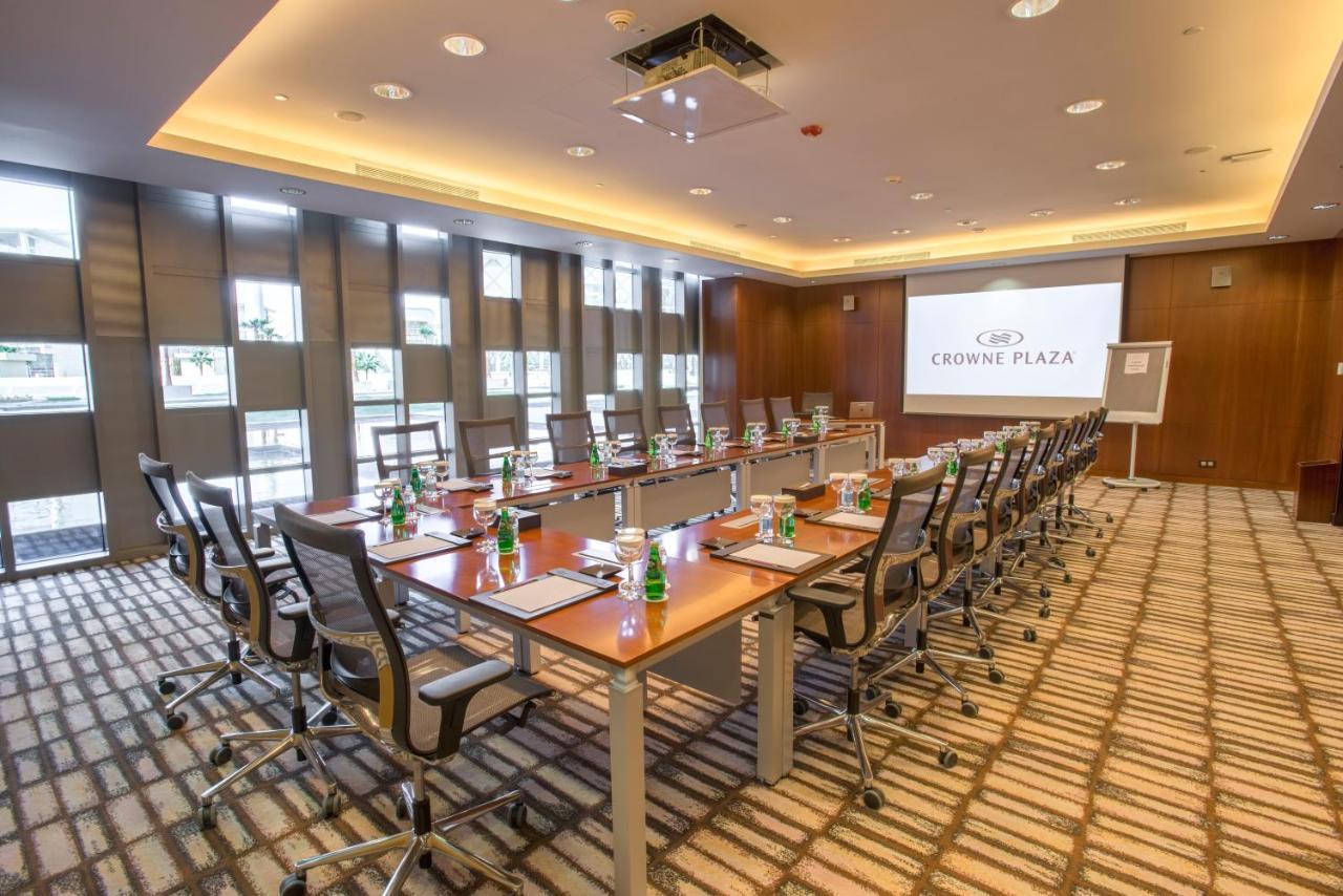 Crowne Plaza Riyadh - Rdc Hotel & Convention By Ihg Екстер'єр фото Meeting room