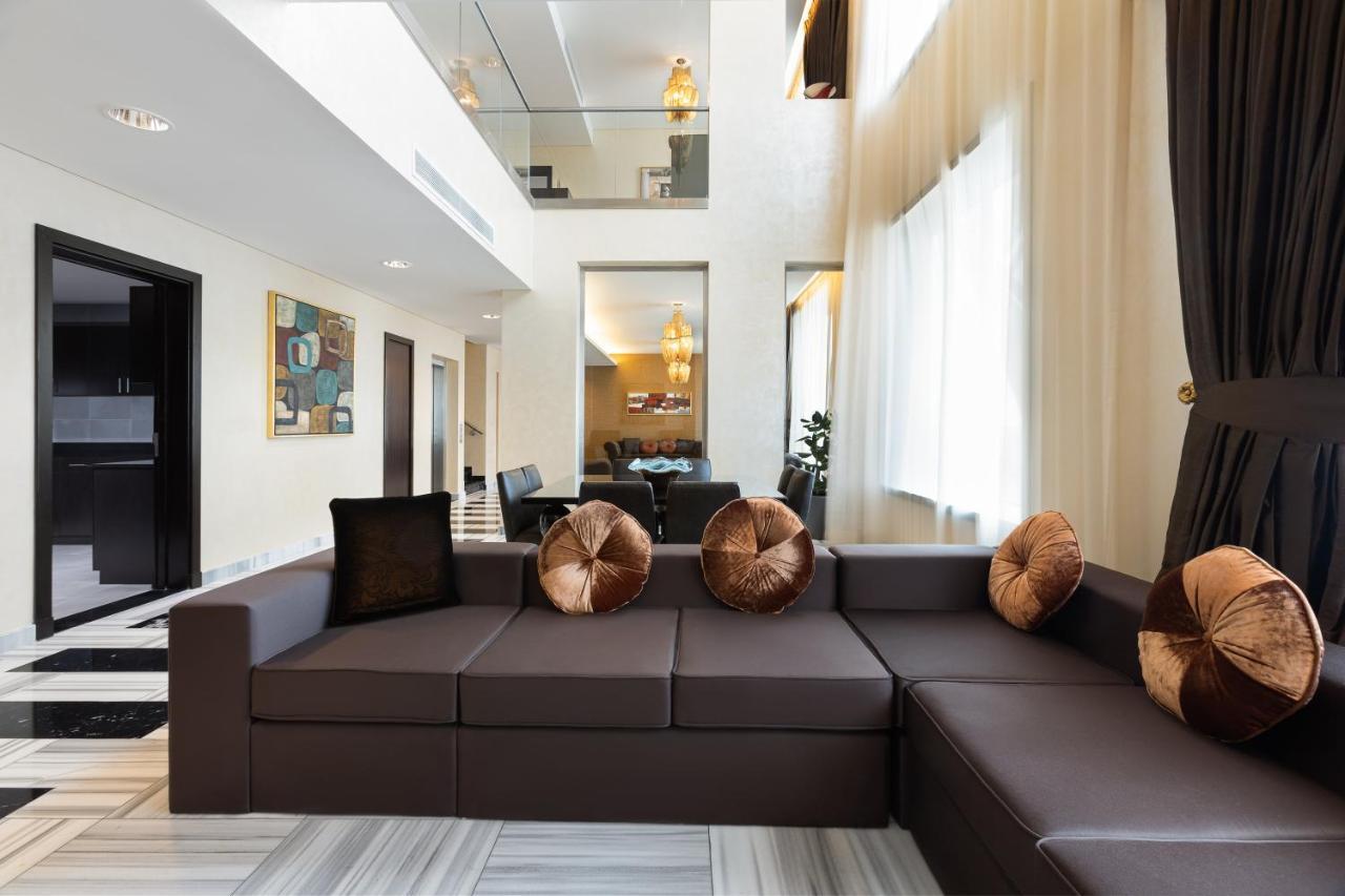 Crowne Plaza Riyadh - Rdc Hotel & Convention By Ihg Екстер'єр фото A living room in a modern house