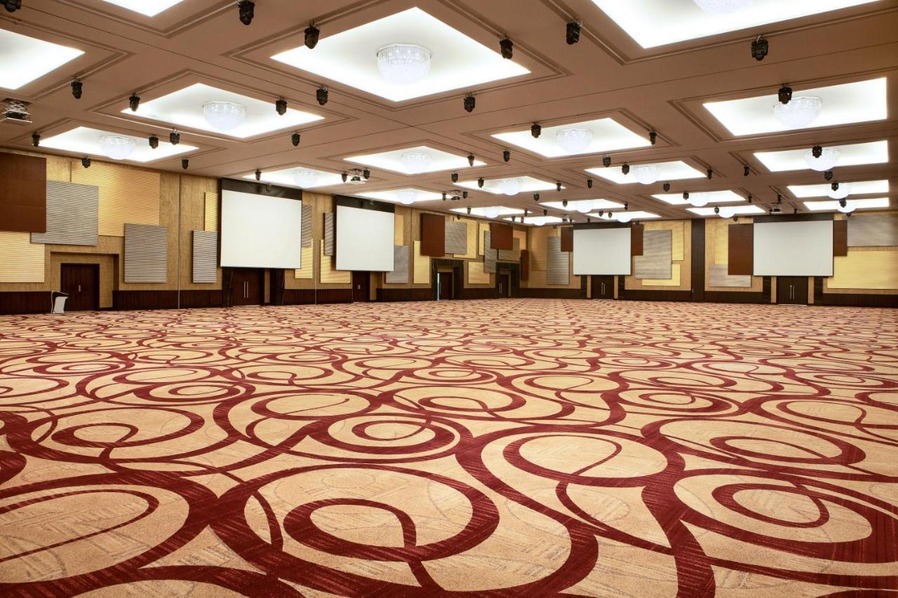Crowne Plaza Riyadh - Rdc Hotel & Convention By Ihg Екстер'єр фото The Grand Ballroom